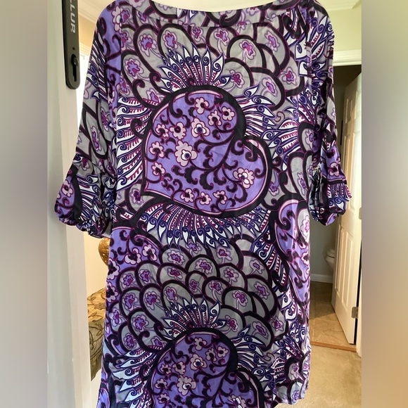 Alice & Trixie silk shift dress. Size M. GUC. No flaws, stains or rips. - Picture 2 of 3